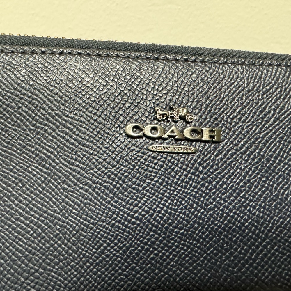 Coach travel zipper travel wallet